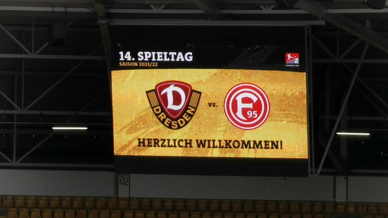 13.30 Uhr wird das Zweitliga-Spiel zwischen Dynamo Dresden und Fortuna Düsseldorf angepfiffen.