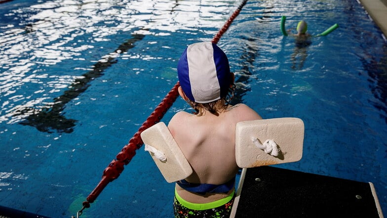 Schwimmenlernen oder auch Kurse sind in den kommenden zwei Wochen im Neißebad nicht möglich.