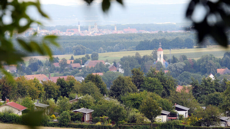 Blick auf Bertsdorf-Hörnitz.