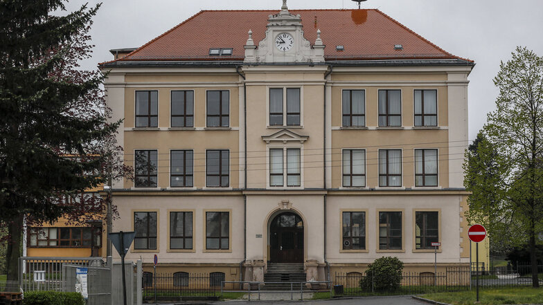 Schwere Entscheidung: Seifhennersdorf muss erstmals Schüler umlenken