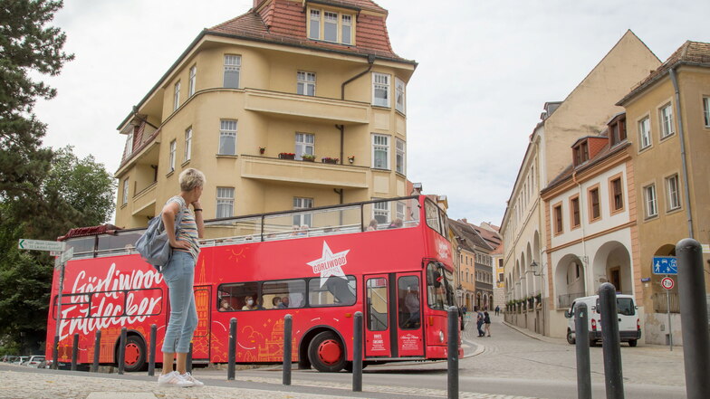 Gegenwärtig sind bereits die ersten Doppeldecker-Busse in Görlitz wieder im Einsatz.