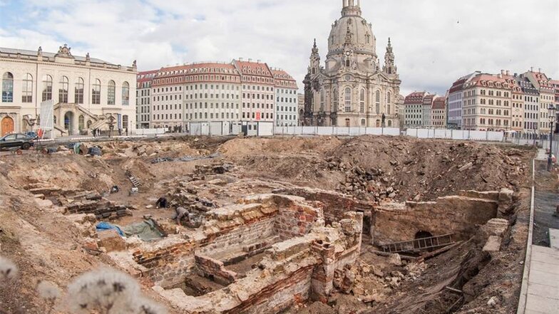 Archäologen hatten Ende März die Grabungen in den alten Kellergewölben hinter dem Kulturpalast beendet.