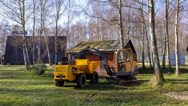 Die letzten Arbeiten für die Vorbereitung der Saison laufen am Kristyna-See.
