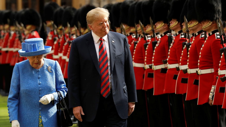 Der damalige US-Präsident Donald Trump wurde von der Queen ermahnt.