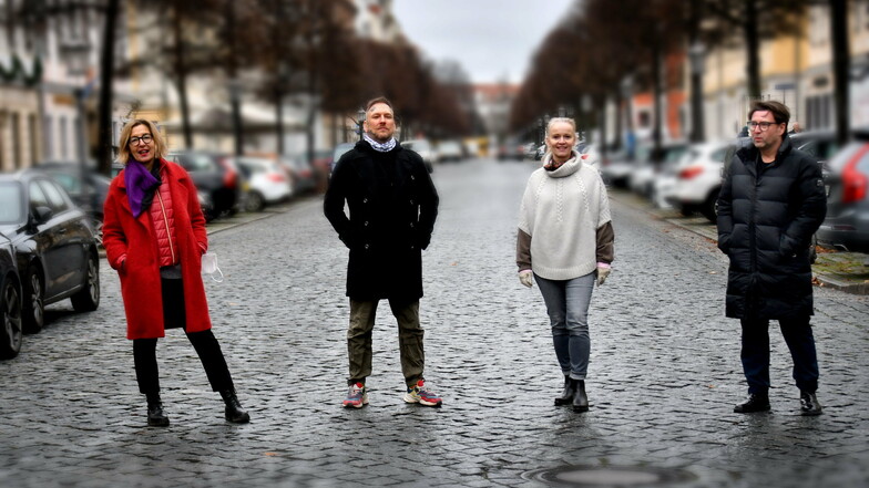 Katrin Leliveld, Sven Ehmann, Franziska Rüpprich und Heiko Liepack (v.l.) betreiben ihre Geschäfte im Dresdner Barockviertel mit Herzblut und Zuversicht. Aber ihre Lage ist extrem bedrohlich.