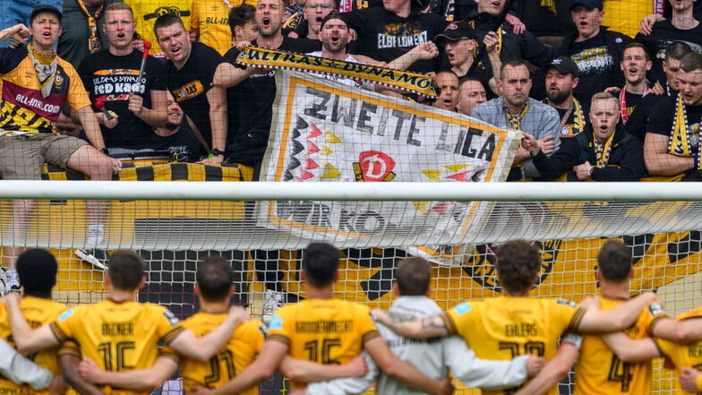 Die Hoffnung lebt: Dynamo Dresden ist im Aufstiegskampf der 3. Fußball-Liga nur noch Außenseiter - aber auch nicht gänzlich chancenlos.