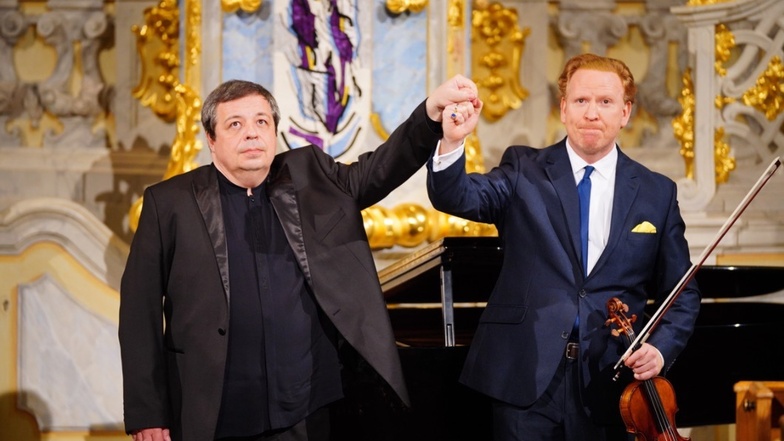 Ukraine: Bechstein gibt halbe Million Euro - und Konzert