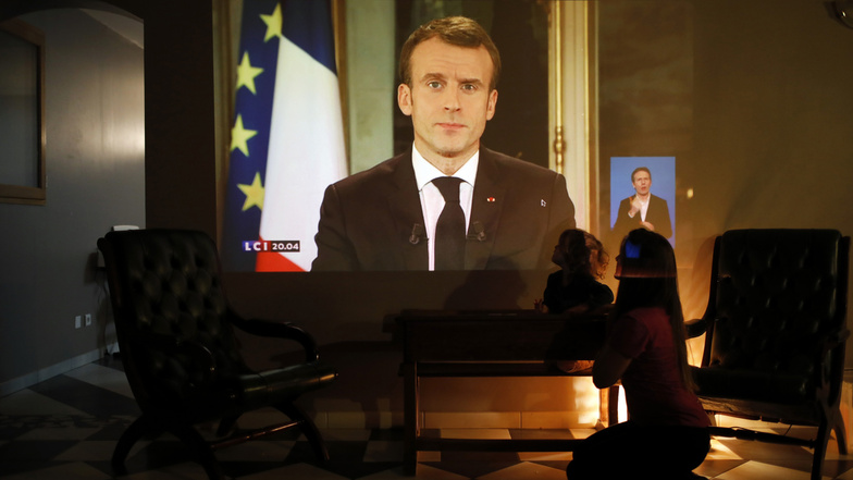 Anschlag stürzt Macron in die Krise