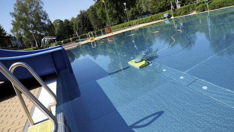Das Schwimmbad wurde zuletzt 2012 saniert.