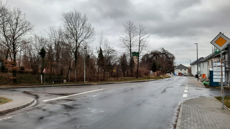 Die Lichtenberger Straße in Großröhrsdorf ist seit Donnerstag wieder frei.