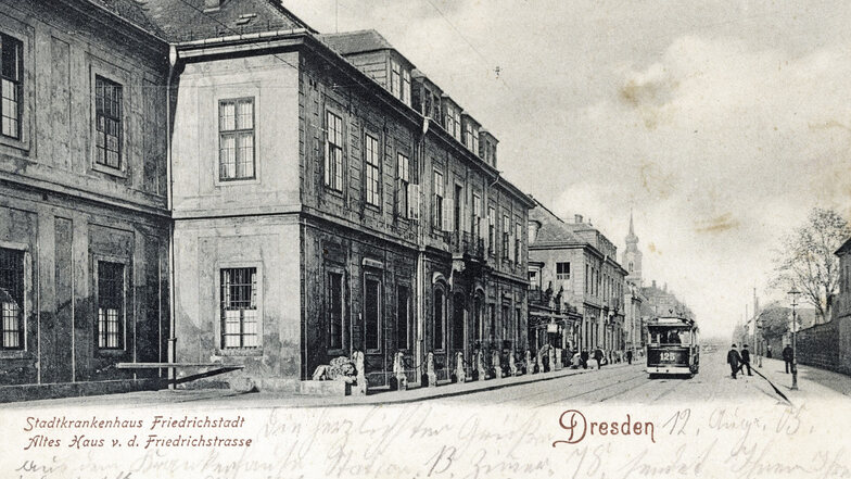 Das Krankenhaus Friedrichstadt um 1910. In dem ehemaligen Marcolini-Palais wurde Geschichte geschrieben.