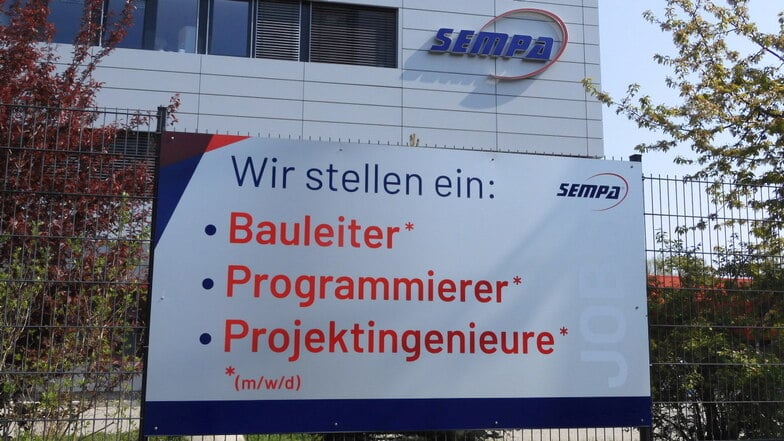 Das Unternehmen Sempa Systems an der Dresdner Grenzstraße wurde 2001 gegründet. Jetzt hat es mehrere Standorte und baut neu.