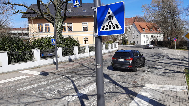 Gefährlicher Fußgängerüberweg in der Fischerstraße in Hoyerswerda