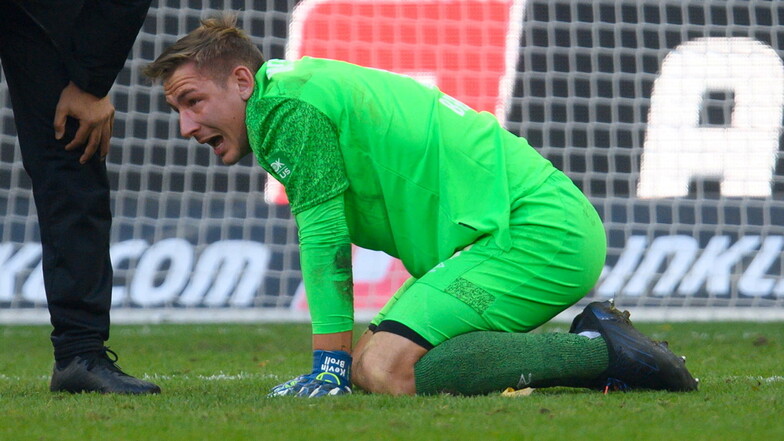 Wird am Sonntag gegen Rostock wahrscheinlich nicht spielen können: Dynamo-Keeper Kevin Broll.
