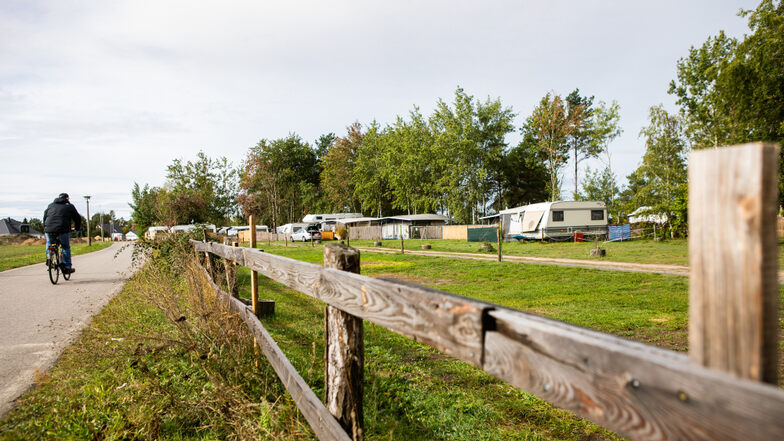 Maximal noch in der kommenden Saison wird dieser Campingplatz im Bereich des Servicegeländes am Geierswalder See als solcher genutzt werden können.