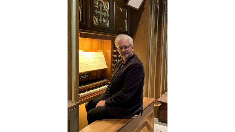 Holger Schmidt hat fast 20 Jahre in der Ephorie als Kirchenmusikdirektor (KMD) und in Leisnig als Kantor gewirkt. Am Mittwoch verabschiedet er sich – wie sollte es anders sein – musikalisch mit einem Konzert.