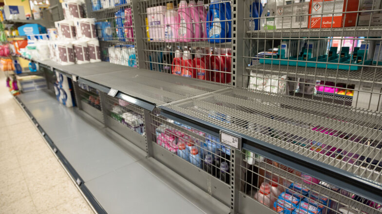 In vielen Supermärkten in Deutschland gibt es erneut leere Regale.