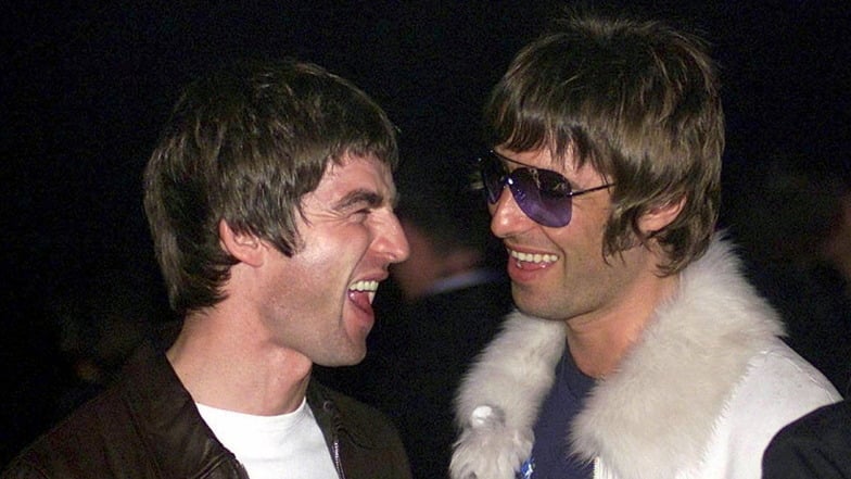 Die Brüder Noel und Liam Gallagher wollen im kommenden Jahr wieder gemeinsam auf der Bühne stehen.