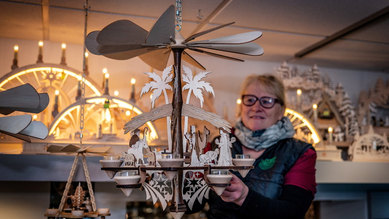 Bei Bettina Horn haben schon viele Kunden Holzfiguren als Weihnachtsgeschenke gekauft.