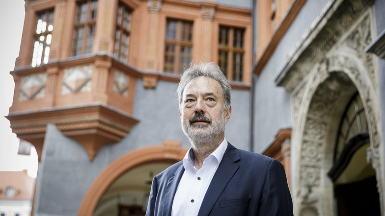 Jürgen Weber ist Professor für fluid-mechatronische Systemtechnik an der TU Dresden. Woran er forscht, könnte in der Oberlausitz bald praktischere Formen annehmen.