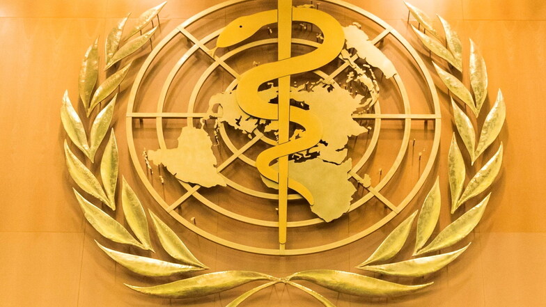 Das Logo der Weltgesundheitsorganisation (WHO) im europäischen Hauptquartier der Vereinten Nationen.