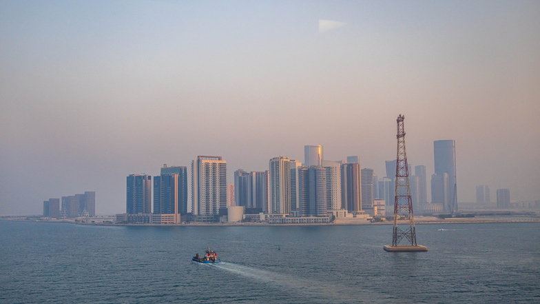 Blick auf die Skyline von Abu Dhabi.