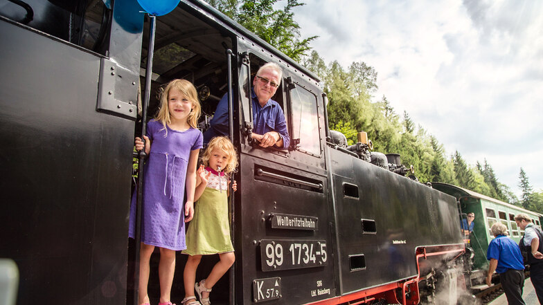 Am 16. und 17. Juli wird an der Strecke zwischen Freital-Hainsberg und Kurort Kipsdorf wieder ein großes Eisenbahn- und Familienfest gefeiert.