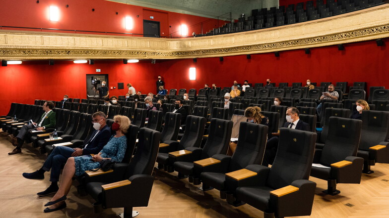 So groß wie auf dem Foto brauchen die Abstände für das Publikum des Görlitzer Filmpalasts nicht zu sein, aber das Kino setzt bei der Eröffnung am Donnerstag auf Abstände, nicht auf Testpflicht.