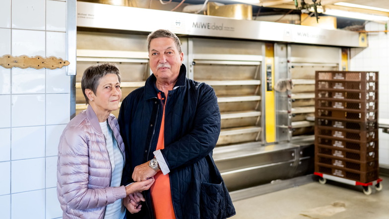 Haben sich die Entscheidung nicht leichtgemacht, doch nun steht fest: Zum Jahresende schließen Christina und Matthias Kloß ihre Bäckerei Kloß-Mühle in Schirgiswalde.
