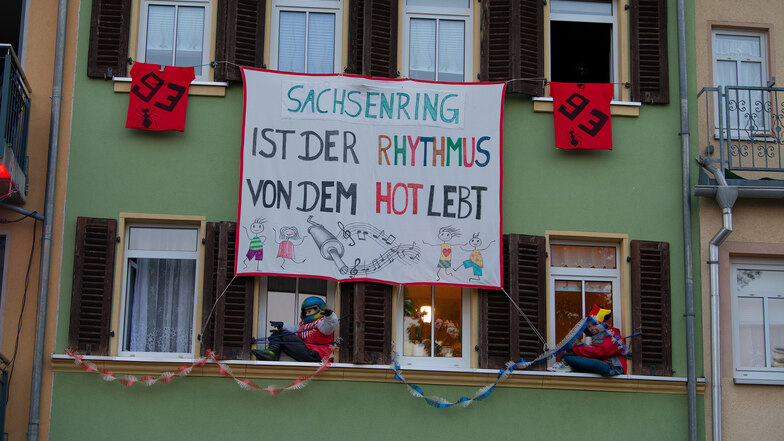 In diesem Haus in Hohenstein-Ernstthal ist die Position zum Sachsenring klar.