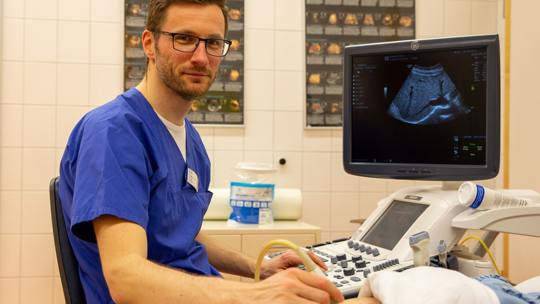Dr. Sven Pannach ist Facharzt für die  Ultraschalltechnik im Helios Krankenhaus Pirna.