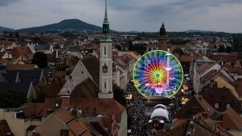 Morgen beginnen die Aufbauarbeiten für das Altstadtfest, ab Mittwoch ist der Obermarkt gesperrt.