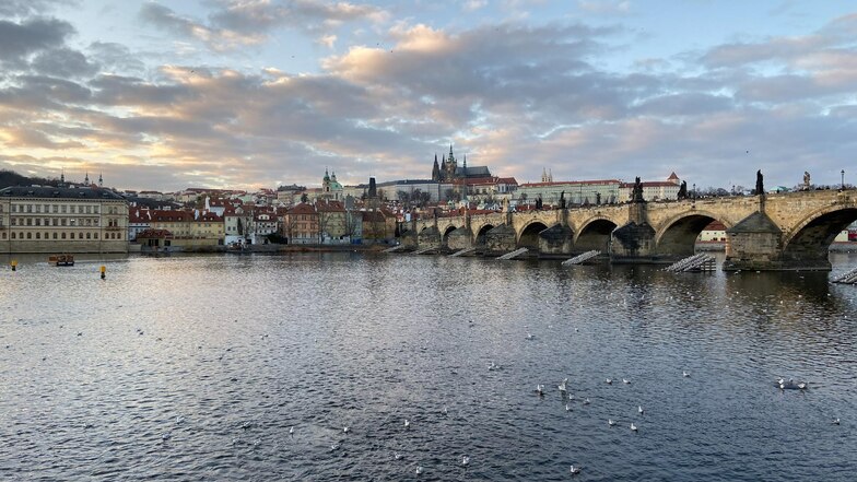 Prag ist ein beliebtes Touristen-Ziel - auch bei Besuchern aus Sachsen.