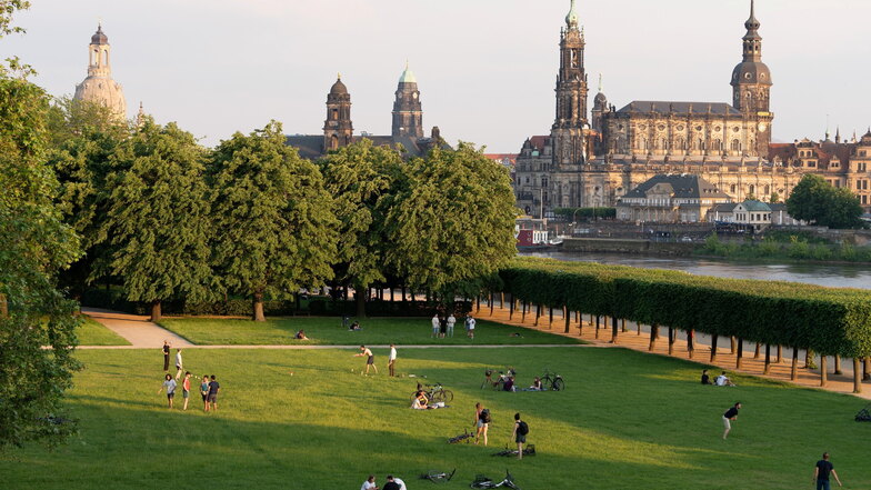 Dresden sucht einen neuen Stadtschreiber oder eine Stadtschreiberin.