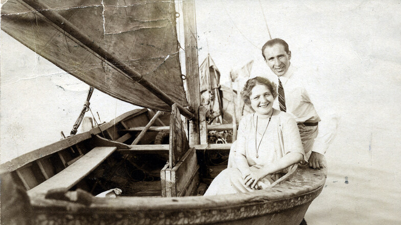 Berta und Ferdinand Loheit auf einer Postkarte.