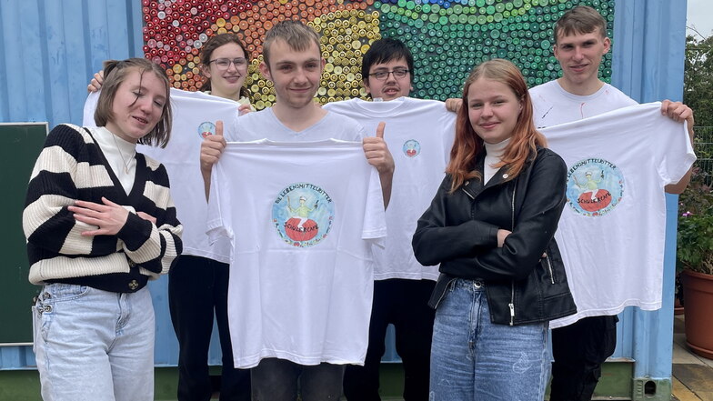 Das Team des Schülercafés der Kalkbergschule freut sich über den Titel "Energiesparmeister".