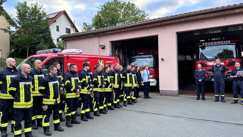 23 auf einen Streich: Kreischas Feuerwehr bekommt Zuwachs