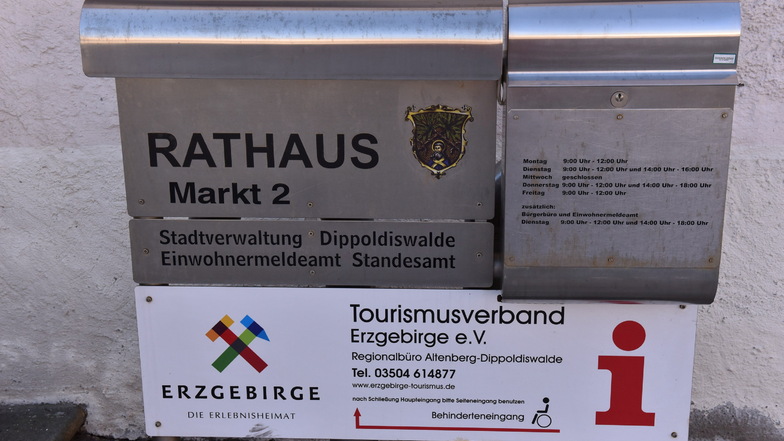 Der klassische Briefkasten ist derzeit der sicherste Weg, um mit der Stadtverwaltung Dippoldiswalde in Kontakt zu treten. Das IT-System der Stadt ist immer noch wegen eines Hackerangriffs eingeschränkt.