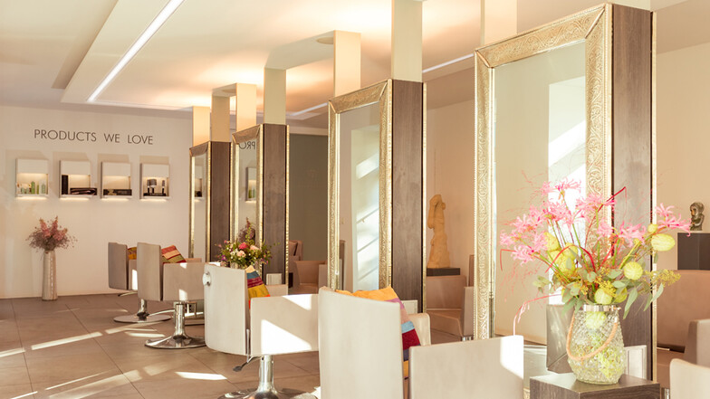 Im stilvoll eingerichteten Salon der Villa Baumgarten werden Schönheitsträume wahr. Das Dresdner Unternehmen sucht Verstärkung.