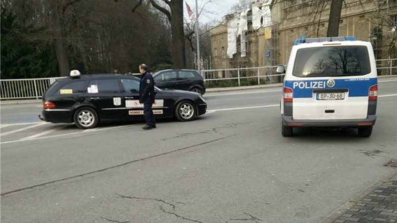 Die Bundespolizei kontrollierte heute Fahrzeuge mit polnischen Kennzeichen an der Stadtbrücke.