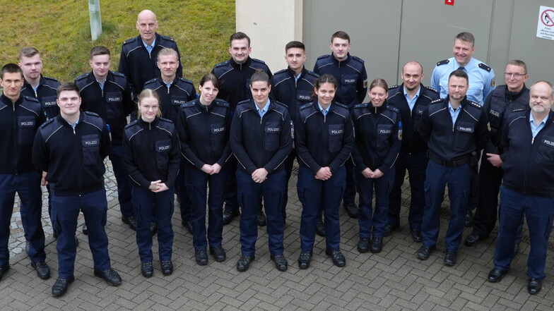 Die neuen Beamten bei der Bundespolizeiinspektion in Ebersbach. Foto:Bundespolizei