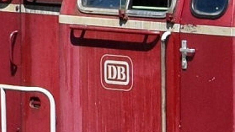 Das Logo der Deutschen Bundesbahn ist gut zu erkennen.