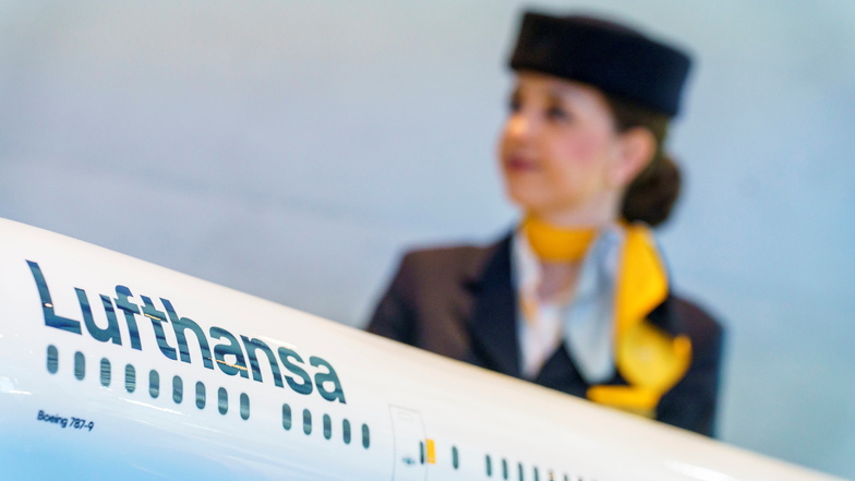 Flugpassagiere müssen für den Sommer keine größeren Streiks im deutschen Luftverkehr mehr fürchten. Mit dem Kabinenpersonal der Lufthansa hat die letzte große Berufsgruppe der Branche die Eckpunkte eines neuen Tarifvertrags abgeschlossen.