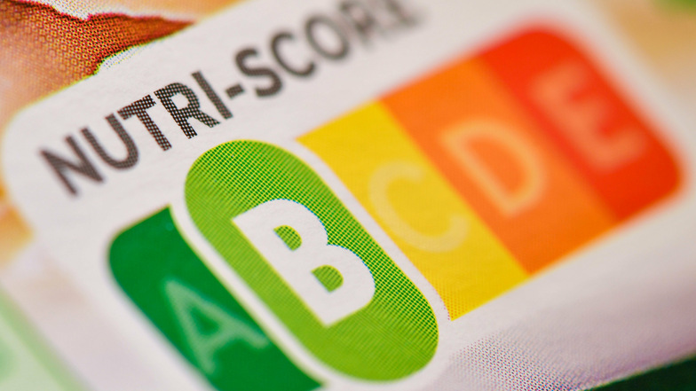 Der sogenannte Nutri-Score ist eine farbliche Nährwertkennzeichnung - hier auf einem Fertigprodukt.