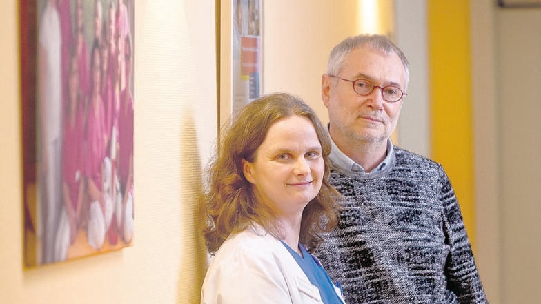 Rita Nüske und Klaus-Ulrich Däßler sind Internisten und Palliativmediziner. Sie unterstützen Familien von Sterbenskranken und erklären im Interview, warum man vor dem Tod zu Hause keine Angst haben muss.