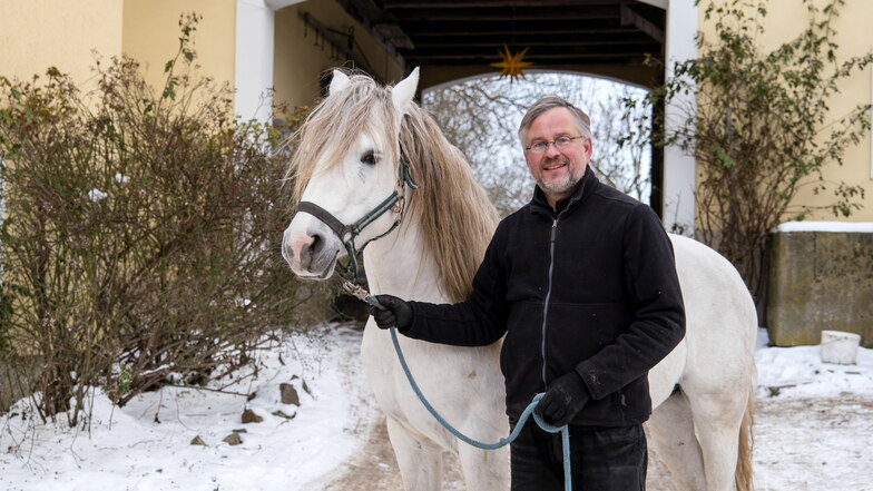 Der Hof und die Pferde füllen den Tag des ehemaligen Görlitzer Bürgermeisters Michael Wieler jetzt zu 80 Prozent aus.