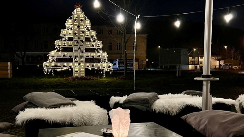 Darf auch in diesem Jahr nicht fehlen: Der eckige Weihnachtsbaum von Pirna.