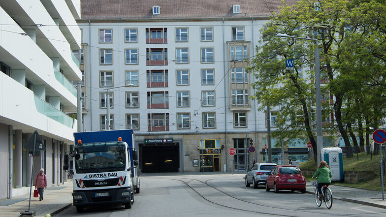 Über diese Straße führt ab Juni die Zufahrt zur Altmarktgalerie an der Wallstraße.