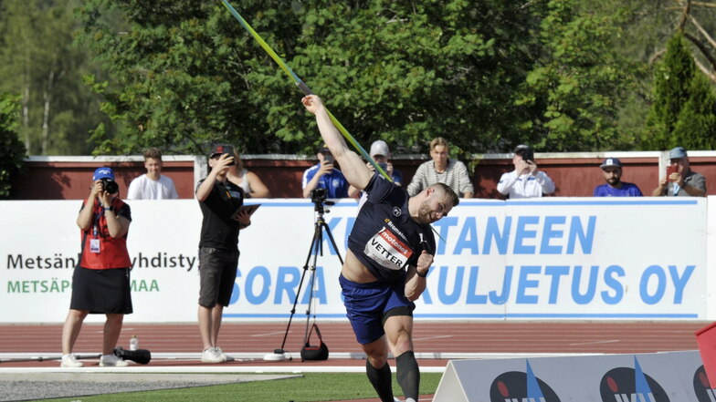 Johannes Vetter hat beim Leichtathletik-Meeting im finnischen Kuortane erneut die 90-Meter-Marke übertroffen.