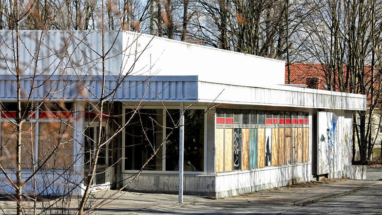 Die ehemalige Kaufhalle in Löbau Ost wird derzeit renoviert und umgebaut.